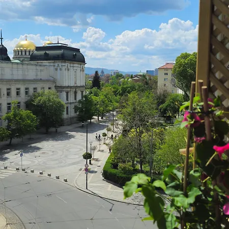S Irma - Amazing View Of The Golden Domes *